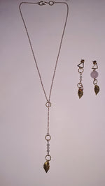 Load image into Gallery viewer, THREE IS COMPANY - lanyard necklace - rose quartz
