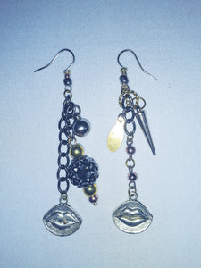 PARTY OVER EAR - earrings